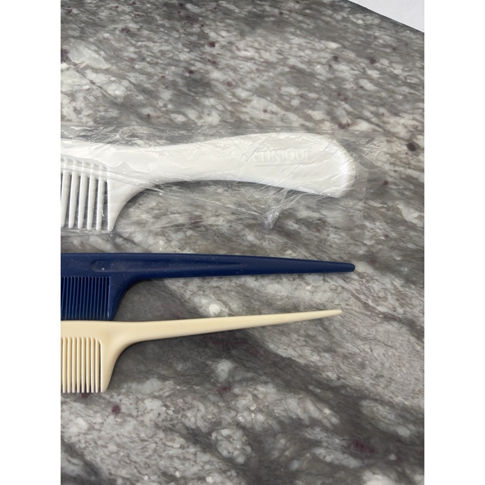 Vintage Hair Combs LOT OF 3 Detangler Combs Various Styles 5"-8" Clinique - Picture 5 of 5